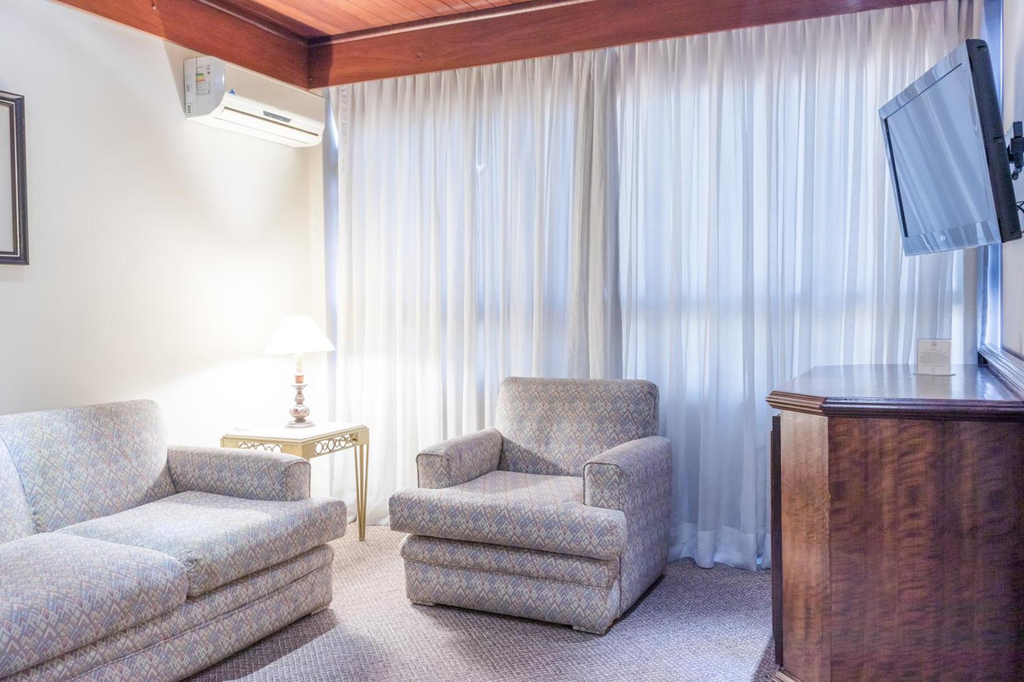 Lancaster Hotel By Castelo Itaipava Curitiba Luaran gambar